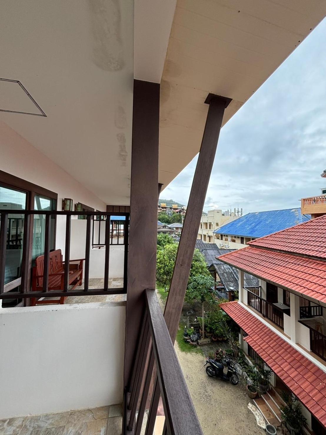 Rin Bay View Resort Haad Rin Bagian luar foto