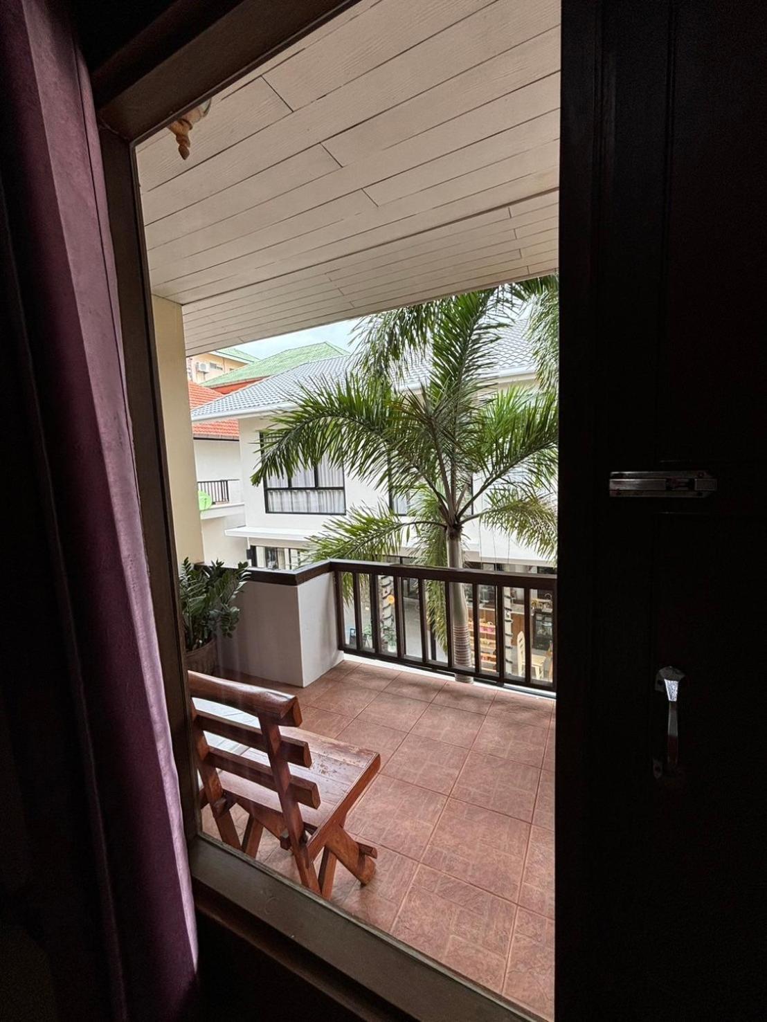 Rin Bay View Resort Haad Rin Bagian luar foto