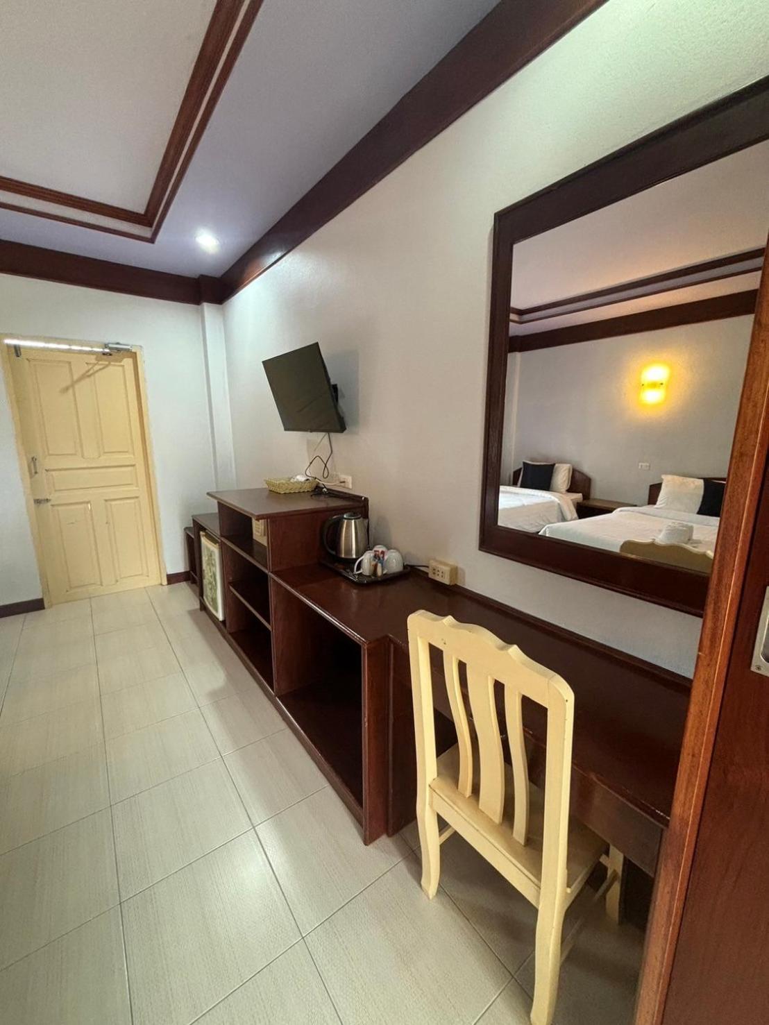 Rin Bay View Resort Haad Rin Bagian luar foto