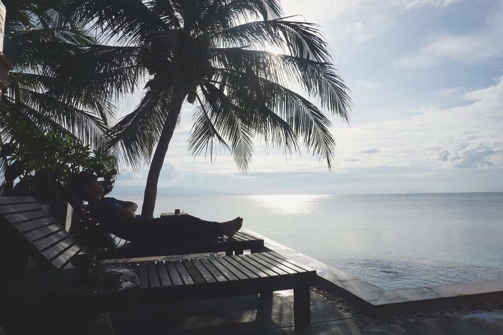 Rin Bay View Resort Haad Rin Bagian luar foto